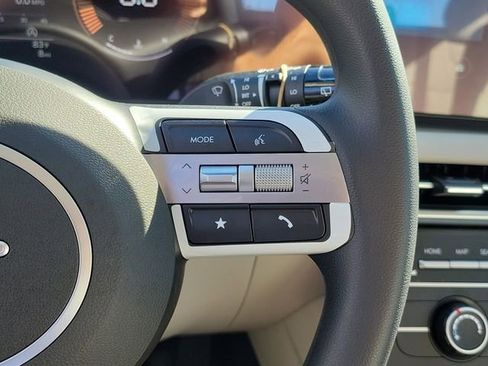 New 2026 Hyundai Tucson SE image 6
