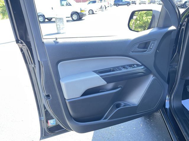 Certified 2022 Chevrolet Colorado W/T w/ Custom Special Edition AWD/4WD image 20