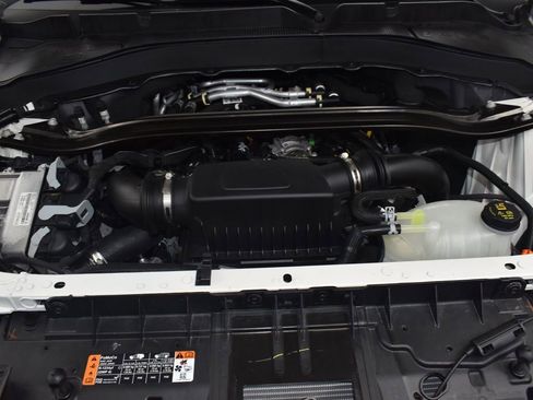 Certified 2025 Ford Explorer ST image 9