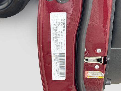 Used 2017 Dodge Charger R/T image 40