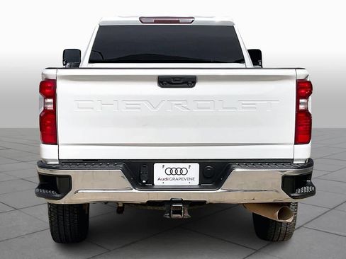 Used 2022 Chevrolet Silverado 2500 LT w/ Fleet Comfort Package image 5