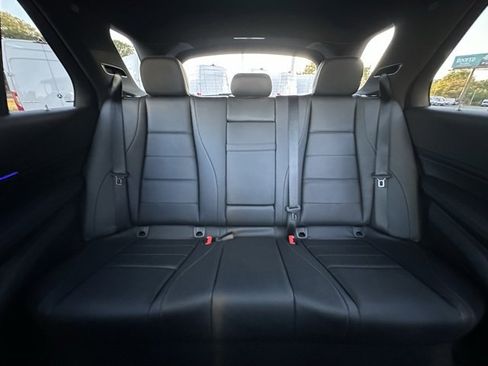 Certified 2022 Mercedes-Benz GLE 350 4MATIC w/ Premium Package image 17