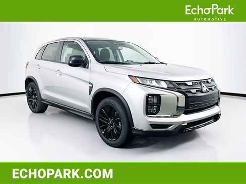 Used 2025 Mitsubishi Outlander Sport LE AWD/4WD image 1
