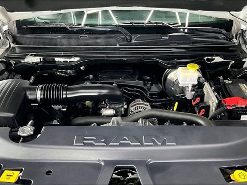 Used 2020 RAM 1500 Big Horn AWD/4WD image 30