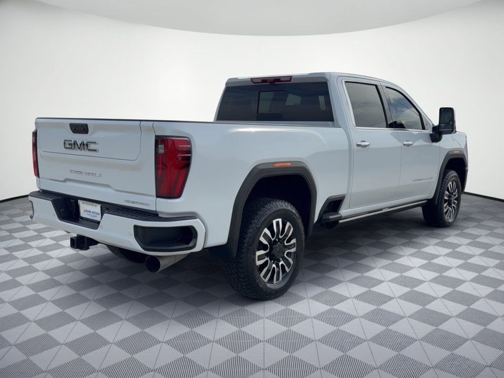 Used 2026 GMC Sierra 2500 Denali Ultimate AWD/4WD image 9