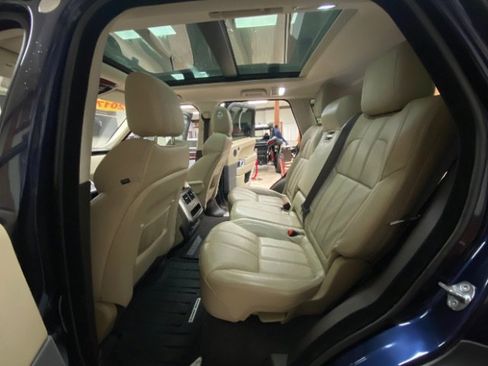 Used 2017 Land Rover Range Rover Sport HSE image 61
