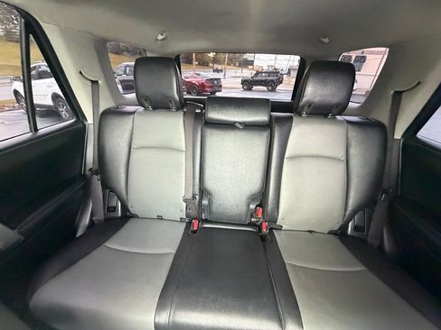 Used 2018 Toyota 4Runner SR5 Premium AWD/4WD image 13