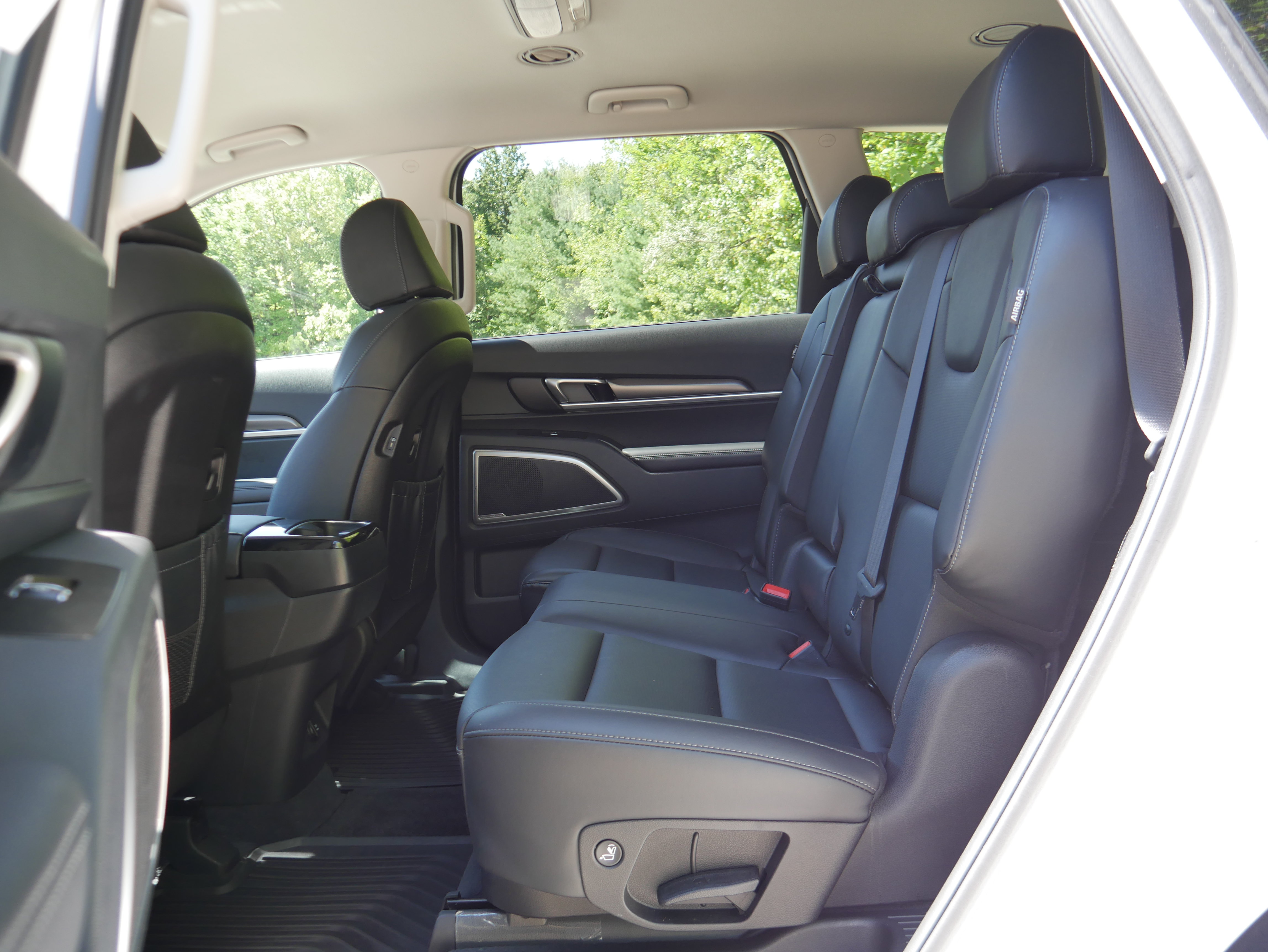 Certified 2025 Kia Telluride LX FWD image 18
