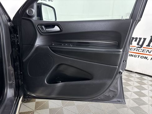 Used 2023 Dodge Durango SXT w/ Quick Order Package 2BK image 28
