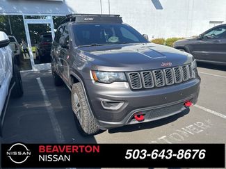 Used 2017 Jeep Grand Cherokee Trailhawk image 1