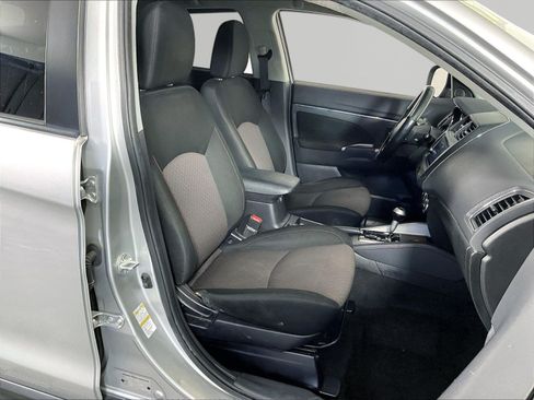 Used 2019 Mitsubishi Outlander Sport SE FWD image 27