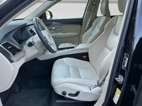 Used 2023 Volvo XC90 B6 Plus w/ Protection Package Premier AWD/4WD image 10