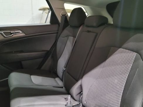 Used 2024 Kia Sportage LX FWD image 20