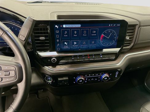 Used 2025 GMC Sierra 1500 SLT image 26