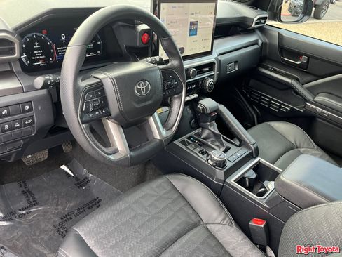 Certified 2026 Toyota 4Runner TRD Off-Road Premium AWD/4WD image 20