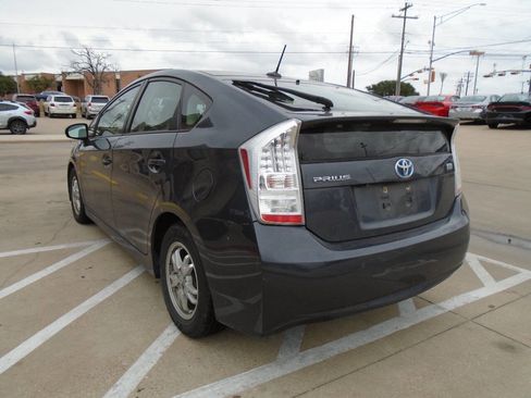 Used 2010 Toyota Prius Three image 5