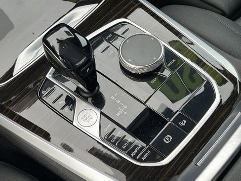 Used 2020 BMW X5 xDrive40i w/ Premium Package image 23