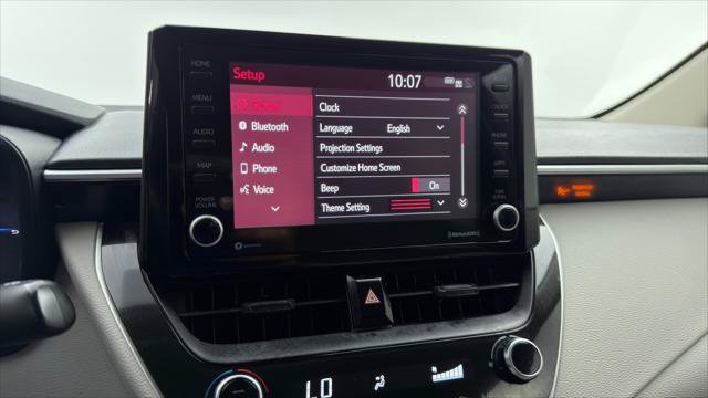 Used 2022 Toyota Corolla LE FWD image 32
