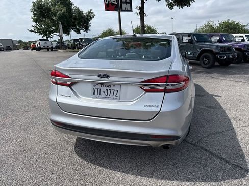 Used 2018 Ford Fusion S FWD image 12