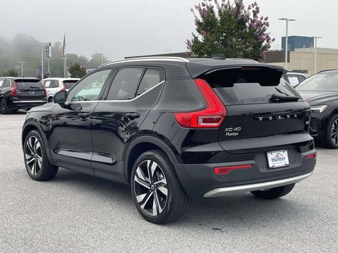 Used 2023 Volvo XC40 B5 Plus w/ Protection Package Premier AWD/4WD image 26