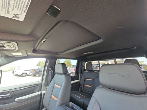 New 2026 GMC Sierra 2500 AT4 w/ AT4 Premium Plus Package AWD/4WD image 15