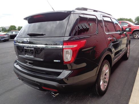 Used 2014 Ford Explorer XLT w/ Equipment Group 202A AWD/4WD image 5