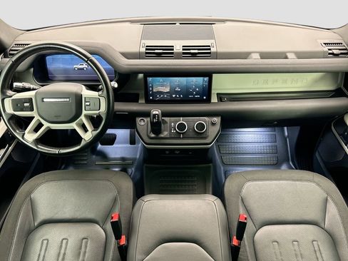 Used 2021 Land Rover Defender 90 First Edition image 16