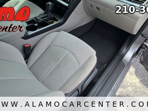 Used 2018 Hyundai Sonata SEL FWD image 15