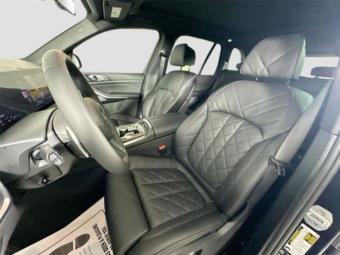 New 2026 BMW X5 xDrive40i w/ M Sport Package AWD/4WD image 23