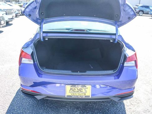 Used 2023 Hyundai Elantra SEL w/ Convenience Package image 36