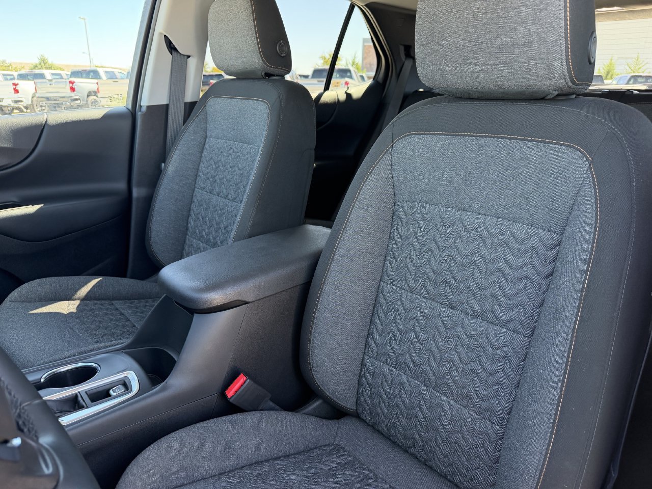 Certified 2024 Chevrolet Equinox LT FWD image 23