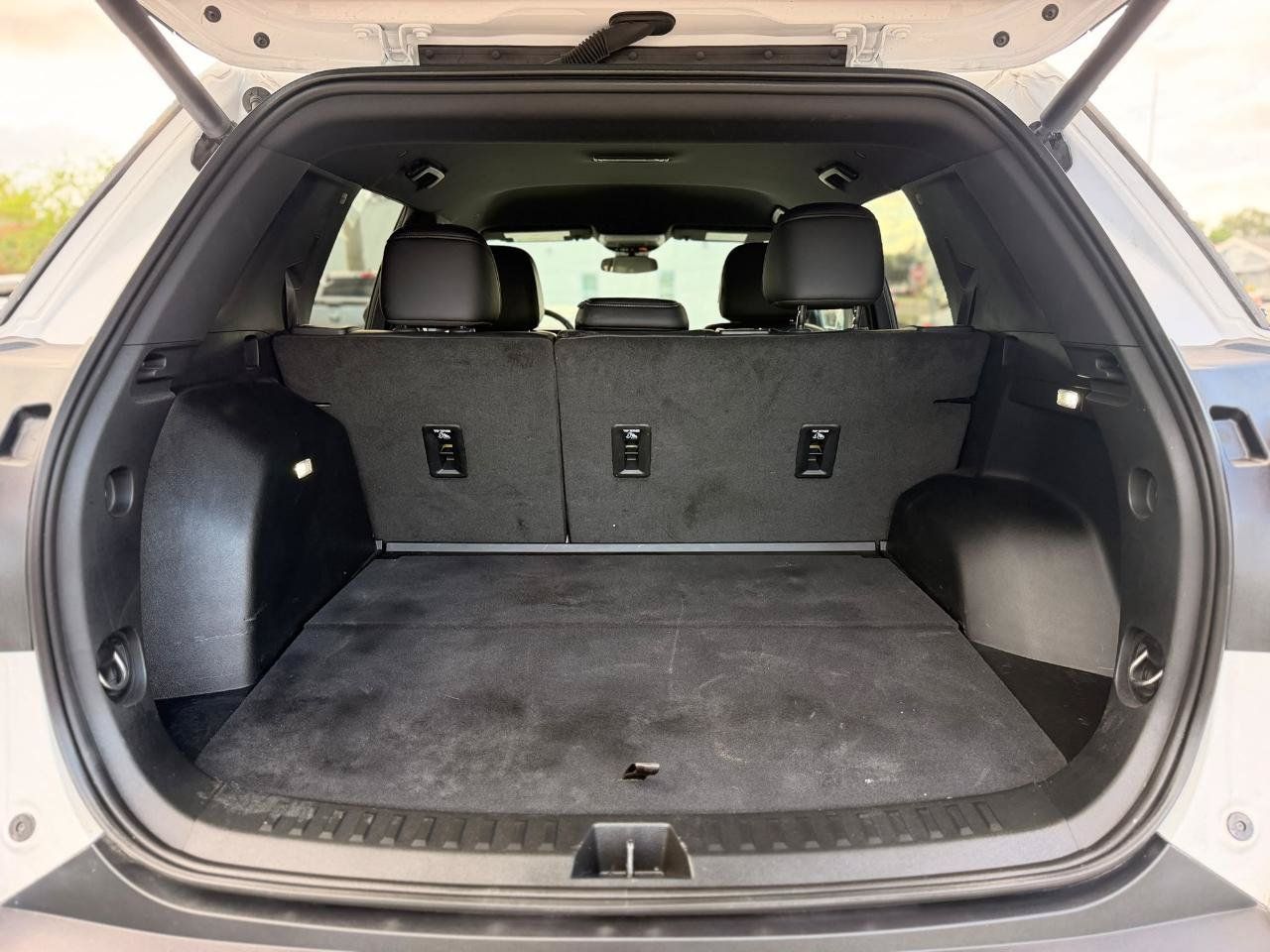 Used 2026 GMC Terrain Elevation w/ Elevation Premium Package FWD image 7