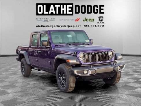 New 2026 Jeep Gladiator Sport image 25