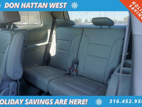 Used 2021 GMC Acadia SLT w/ Trailering Package image 22