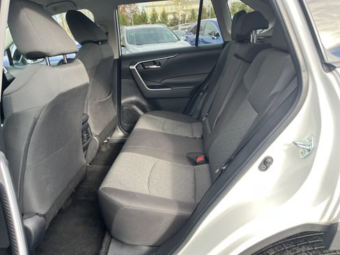 Certified 2024 Toyota RAV4 XLE image 27