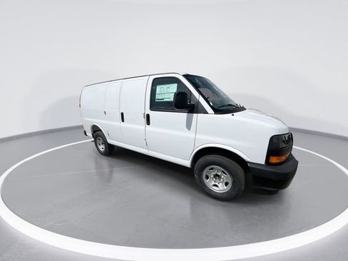 New 2026 GMC Savana 2500 w/ Driver Convenience Package RWD image 2