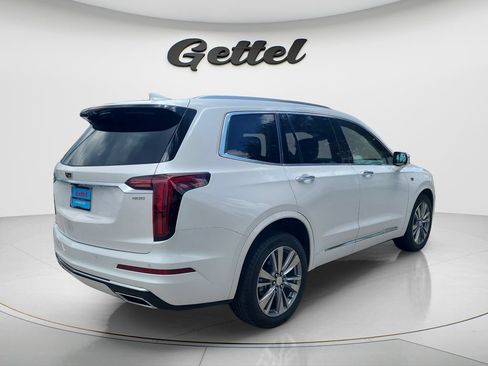 Used 2024 Cadillac XT6 Premium Luxury AWD/4WD image 5
