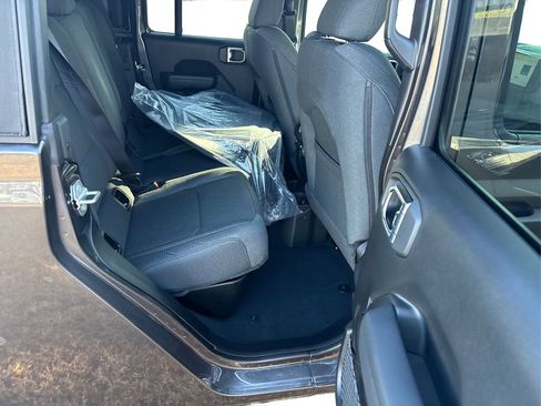 New 2026 Jeep Gladiator Sport image 20