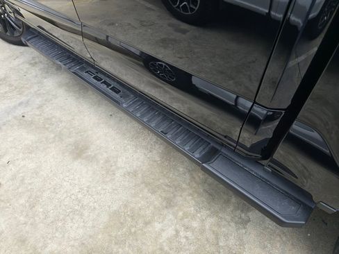 Used 2025 Ford F150 Lariat w/ Equipment Group 501A Mid image 28