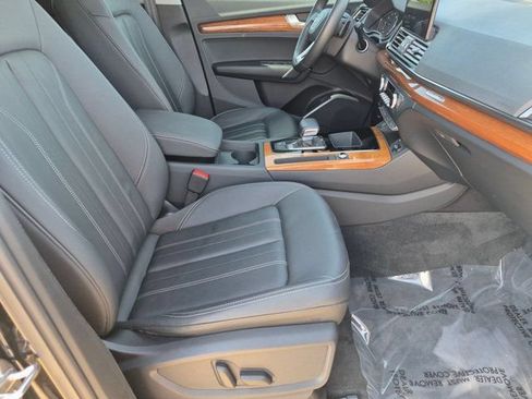Certified 2023 Audi Q5 2.0T Premium w/ Convenience Package AWD/4WD image 20