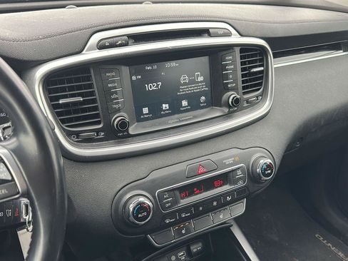 Used 2019 Kia Sorento LX w/ Option Group 020 image 16