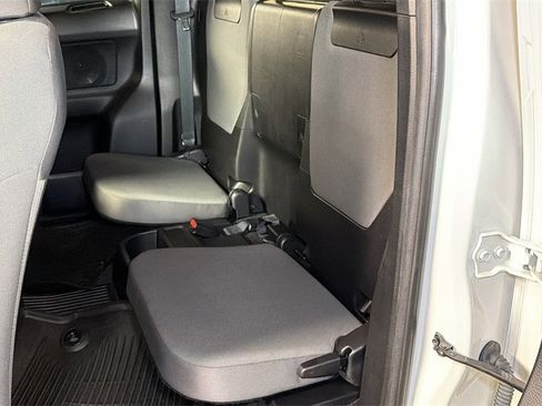 Used 2022 Toyota Tacoma SR image 14