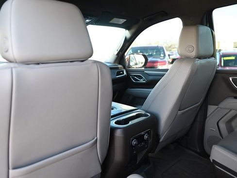 Used 2023 Chevrolet Tahoe Z71 w/ Luxury Package image 14