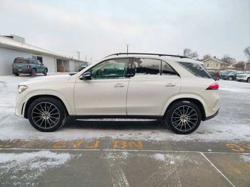 Used 2020 Mercedes-Benz GLE 350 4MATIC image 5