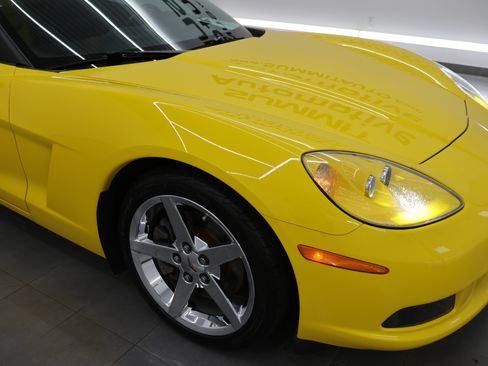 Used 2007 Chevrolet Corvette Convertible w/ Preferred Equipment Group RWD image 20