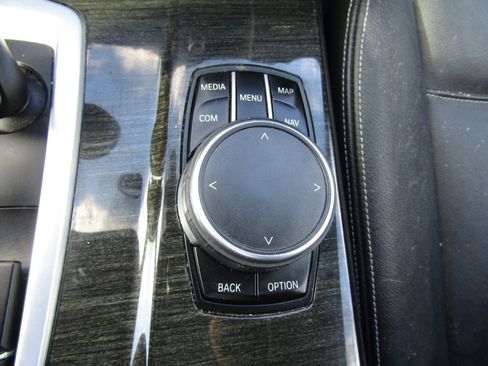 Used 2017 BMW X3 xDrive28i image 30