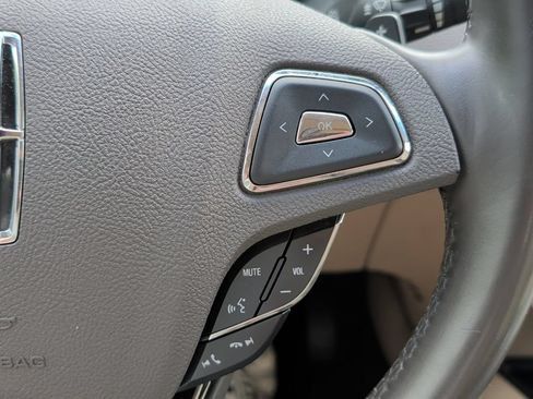 Used 2016 Lincoln MKZ w/ Equipment Group 300A Reserve FWD image 13