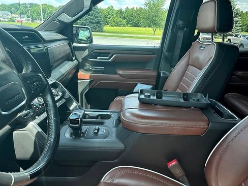 Used 2024 GMC Sierra 1500 Denali Ultimate AWD/4WD image 6