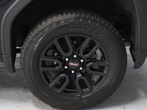 Used 2023 GMC Sierra 1500 Elevation AWD/4WD image 19