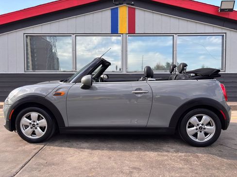 Used 2019 MINI Cooper Convertible w/ Signature Upholstery Package image 8